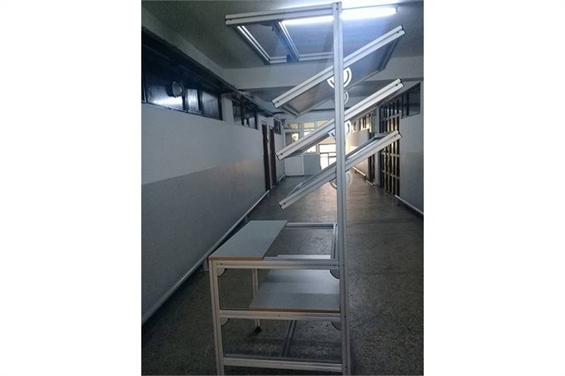 Shelf shim SLT8